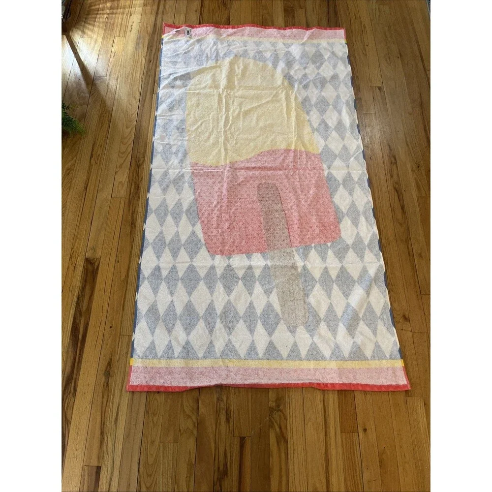 NWT Xl Room Essentials Beach Towel 6’ Long